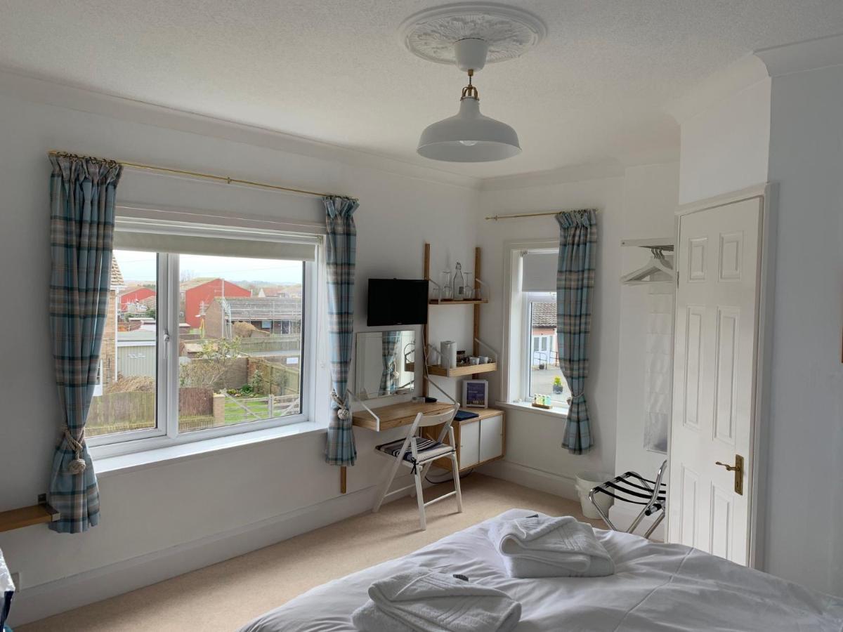 Bed and Breakfast Holly Trees à Seahouses Extérieur photo