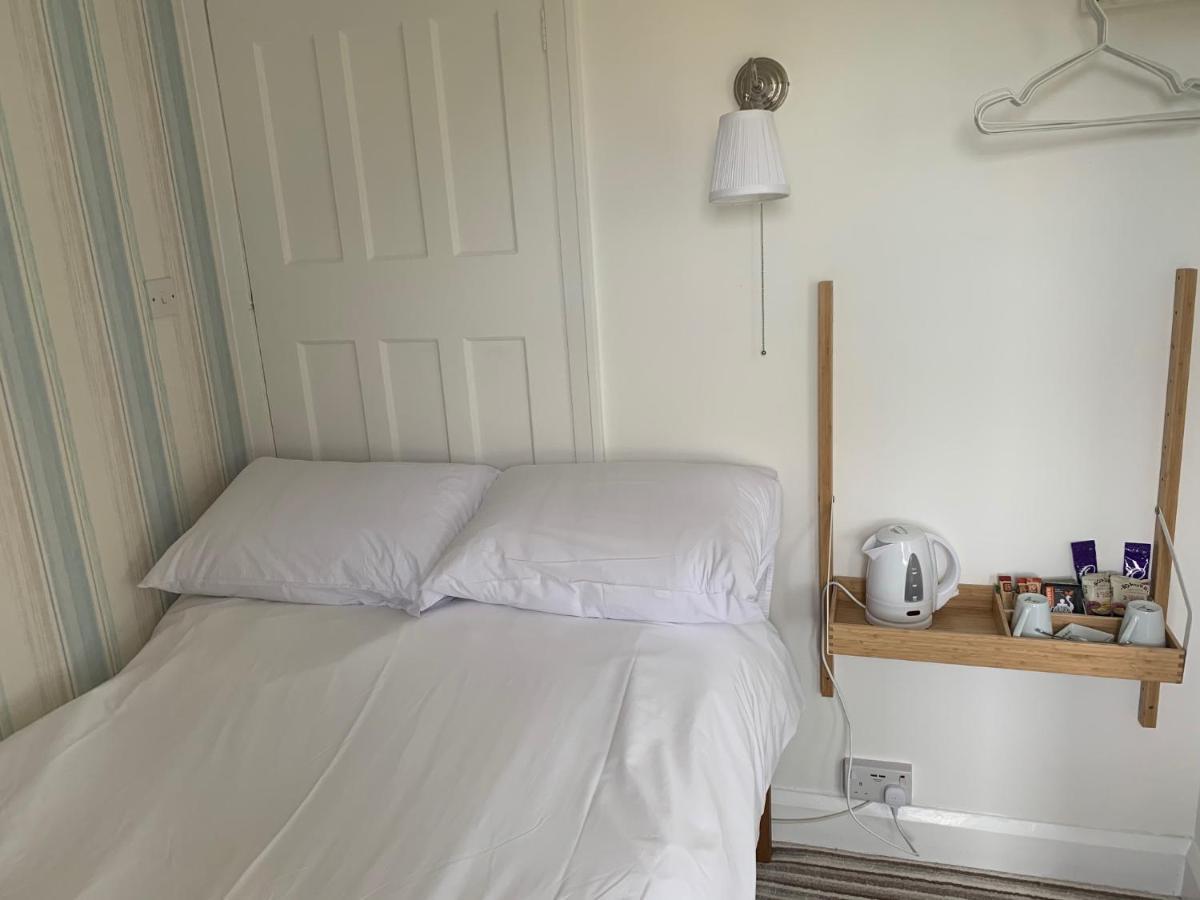 Bed and Breakfast Holly Trees à Seahouses Extérieur photo